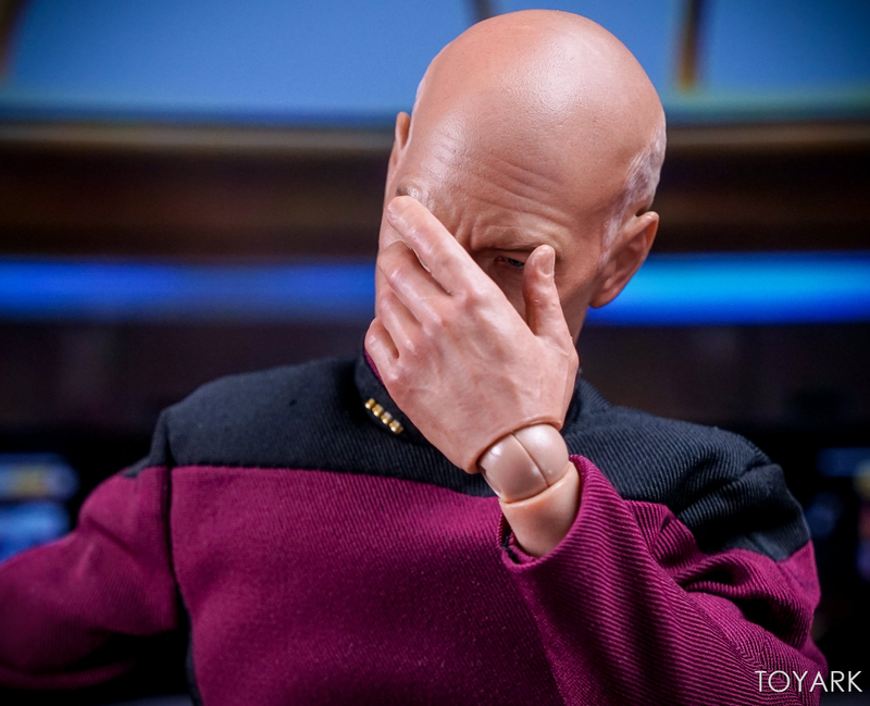 Illustration for article titled Here's A Good Picard Figure